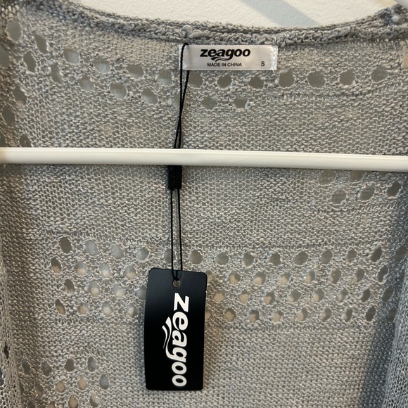 Zeagoo gray open knit sweater - Picture 2 of 4
